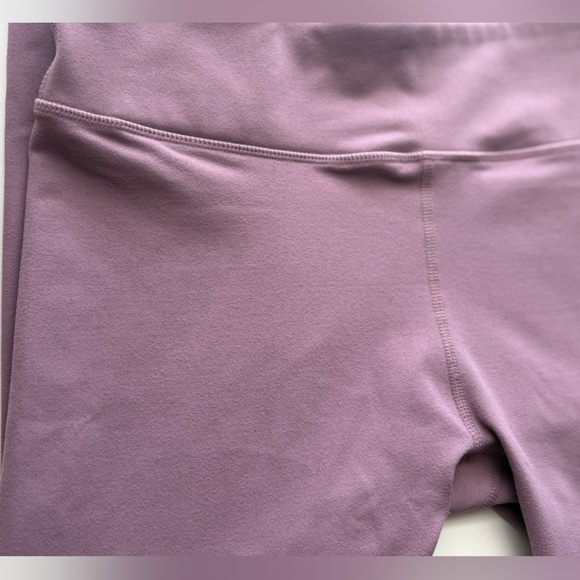 Fabletics Mauve Leggings - Picture 3 of 11